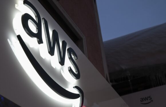Amazon Web Services explains outage and will make it easier to track future ones